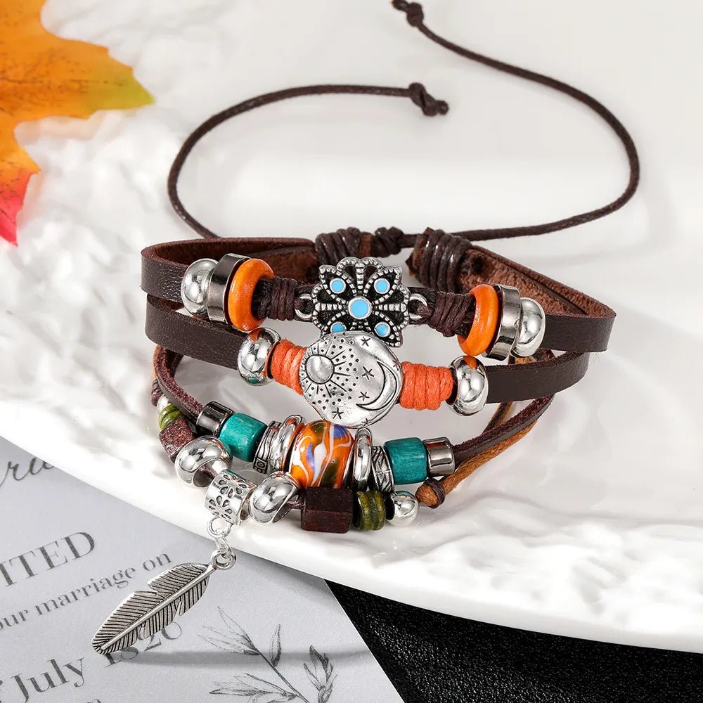 Pulseira masculina boho chic liga de zinco e couro - Cuidarte Integral