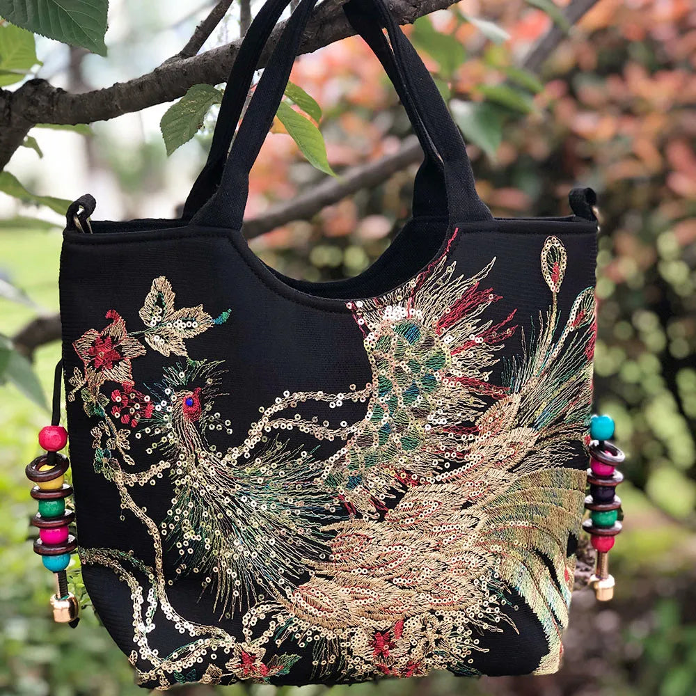 Bolsa Feminina Bordada Estilo Oriental com Pavão Dourado e Alça Dupla
