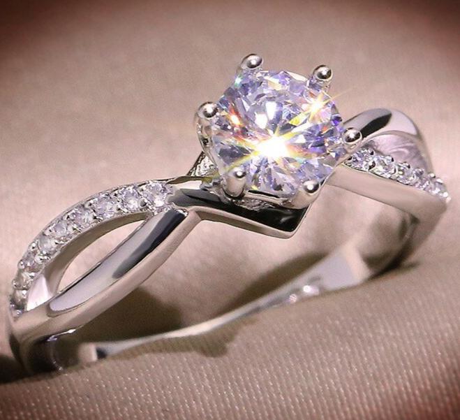 Anel feminino de prata 925 zircônia lapidada - Cuidarte Integral